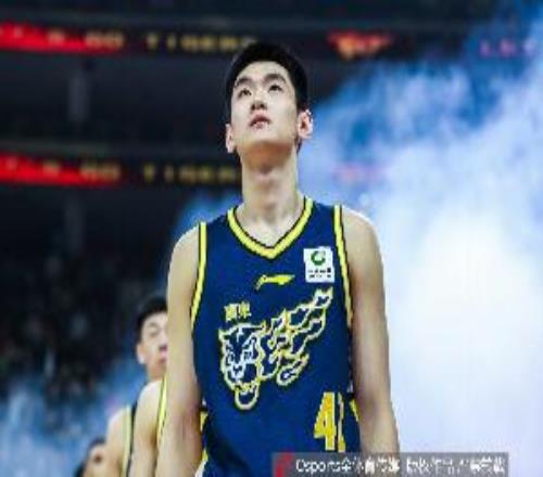 奇兵！王洪泽首节替补出战6分39秒3投全中贡献7分2板2助0失误