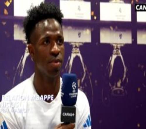 維尼修斯：我和姆巴佩有很好的默契都是對(duì)手在說(shuō)我們無(wú)法共存