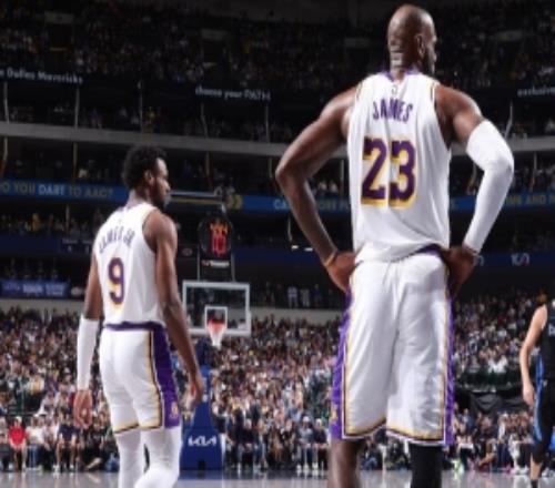 夸梅喊話詹姆斯：為什么布朗尼在你身邊就變成了膽小的吉娃娃