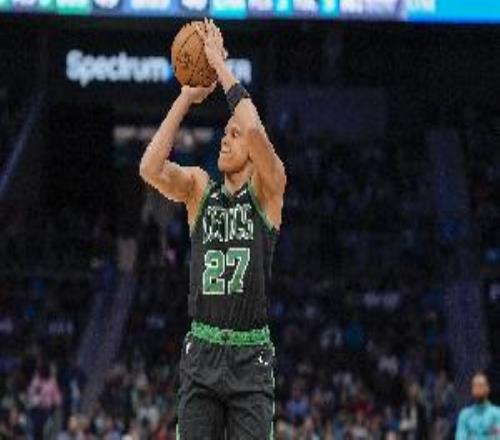 杰倫布朗：我們季后賽時(shí)需要沃爾什會(huì)督促他一直保持專注