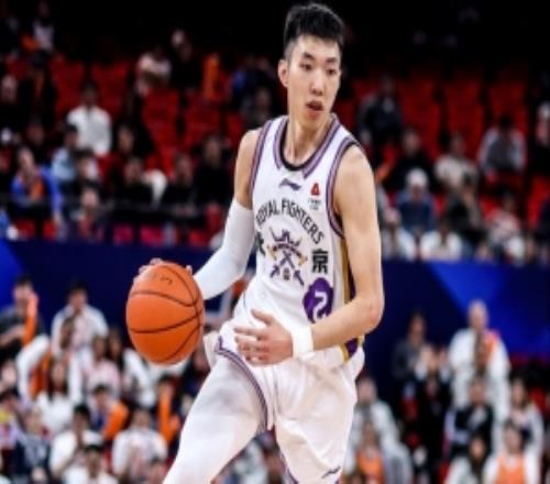 这场打得啥玩意！廖三宁全场心不在焉6投仅1中&各种犹犹豫豫