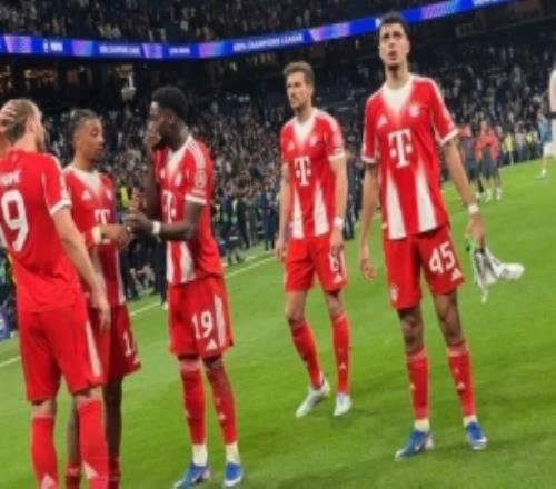 永不滿足！拜仁球員謝場時仍在討論比賽，研究可以改進之處