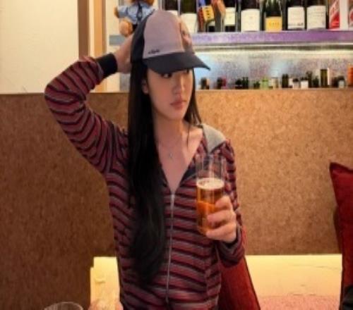 JackeyLove女友五五更博曬照：上海日記