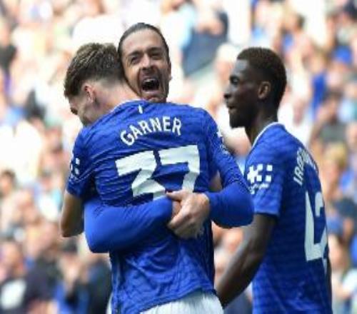 TA：埃弗頓與格拉利什郎情妾意，他們打算和曼城重新談?wù)剝r(jià)格