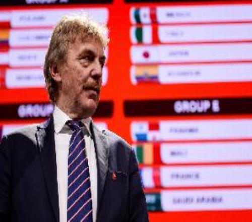 博涅克：我認為加斯佩里尼帶得不錯，羅馬現(xiàn)在不能內部爭吵