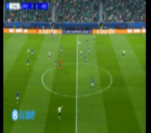 后防險情！槍手防線被打穿，阿勞霍單刀勁射中框彈出