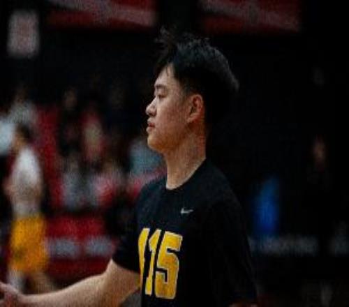 加入轉(zhuǎn)校大軍！經(jīng)紀(jì)公司官宣：趙維倫和淡厚然均申請(qǐng)轉(zhuǎn)學(xué)