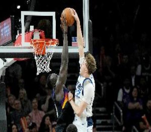 布克談馬盧阿奇大帽弗拉格：我的視角更好馬盧阿奇是雙手封蓋的