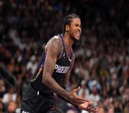 這次是右膝！杰倫格林開場4分鐘受傷一瘸一拐返回更衣室治療