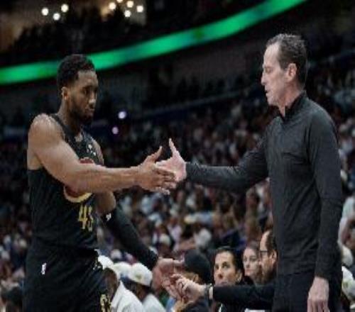 米切爾：紙面上我們有爭冠實(shí)力但這都毫無意義我們必須真正兌現(xiàn)