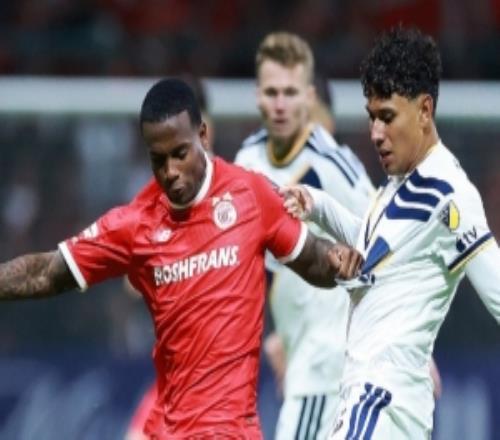 美冠杯洛杉磯銀河客場(chǎng)24不敵托盧卡，羅伊斯傳射難救主