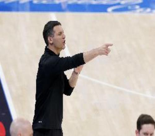 霍姆格伦：虽然戴格诺特没为我们投过篮但他的影响力无人能及