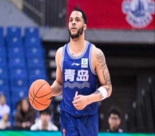 媒體人：劉維偉和韋瑟斯龐應(yīng)把話說開別把這情緒帶到后面的比賽