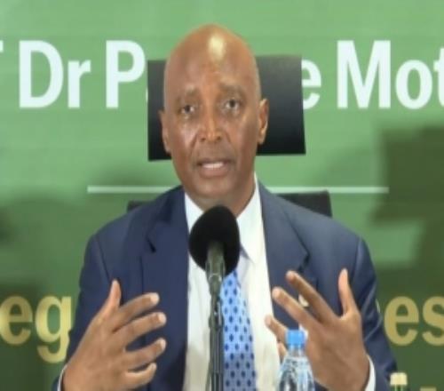 非洲足聯(lián)主席：歡迎調(diào)查腐敗問題，任何一個國家都不會受到優(yōu)待