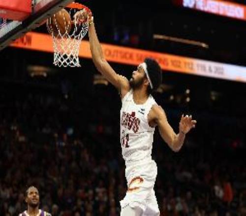 穩(wěn)定輸出！賈勒特阿倫9中4拿到16分8籃板2搶斷罰球11中8