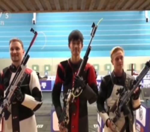 太強了！盛李豪射擊世界杯男子10米氣步槍奪金，本站比賽已奪兩金