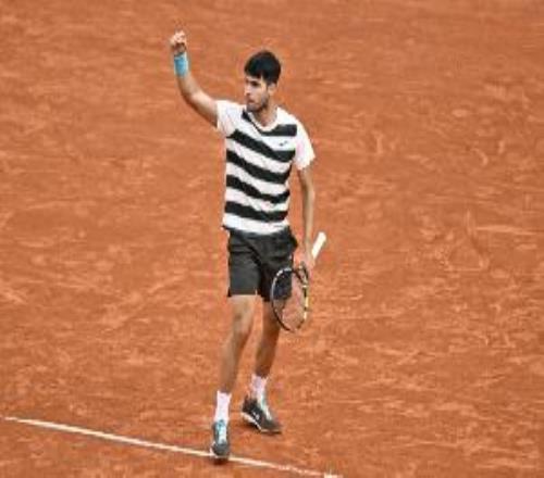 阿爾卡拉斯21擊敗埃切維里，晉級(jí)ATP1000蒙特卡洛大師賽8強(qiáng)