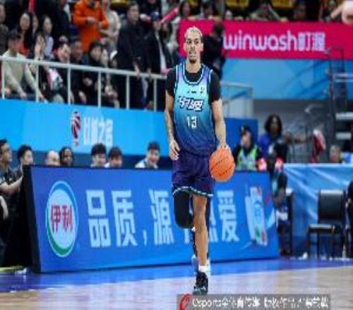 因逆天炸隊(duì)被當(dāng)場(chǎng)裁掉！CBA官網(wǎng)：寧波男籃已取消貝茲利的注冊(cè)