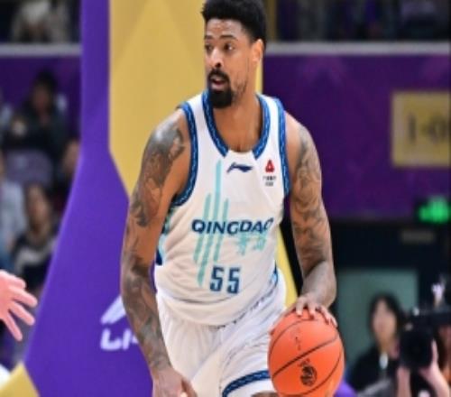 進(jìn)攻狀態(tài)真不錯(cuò)！米奇半場13分鐘7中6&三分2中2砍下16分8板