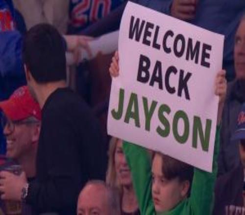 致敬耐殺王！獺兔跟腱撕裂之地麥迪遜有球迷舉牌：歡迎歸來