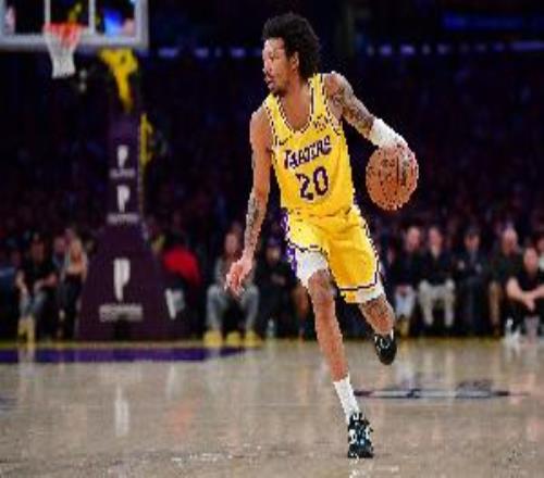 把握機(jī)會！小尼克史密斯末節(jié)才登場連中4記三分貢獻(xiàn)12分