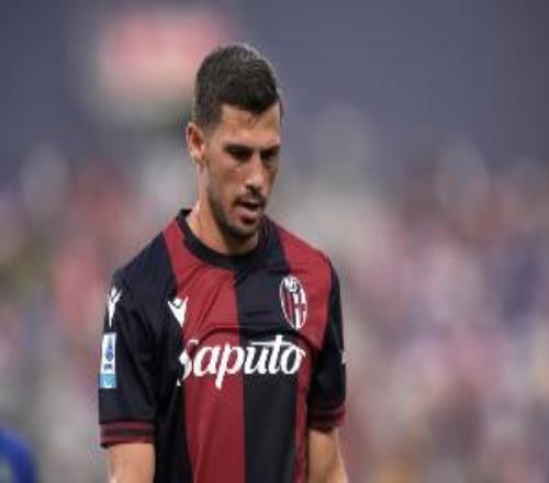 博洛尼亞中場(chǎng)：我們?yōu)樽约旱腻e(cuò)誤付出代價(jià)，次回合依然有翻盤機(jī)會(huì)