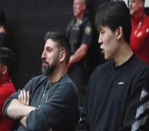 楊瀚森to開拓者副總經(jīng)理：我想扮演控衛(wèi)角色但總是容易失誤