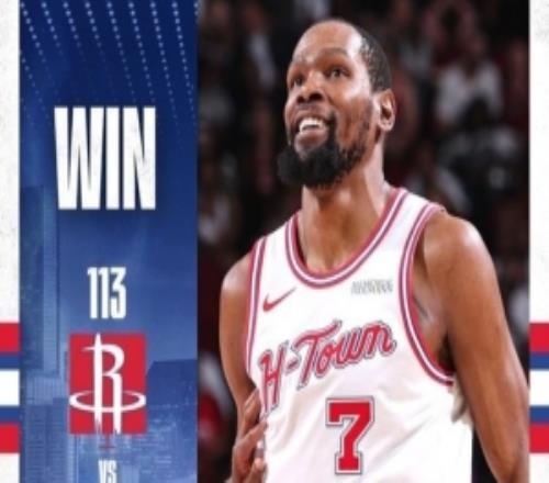 豪取8連勝！火箭發(fā)布贏球海報：杜蘭特微笑瞬間登上封面
