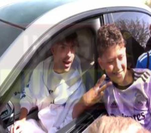 將帥不和實(shí)錘勞爾阿森西奧：我為什么沒(méi)上場(chǎng)你得問(wèn)阿韋洛亞