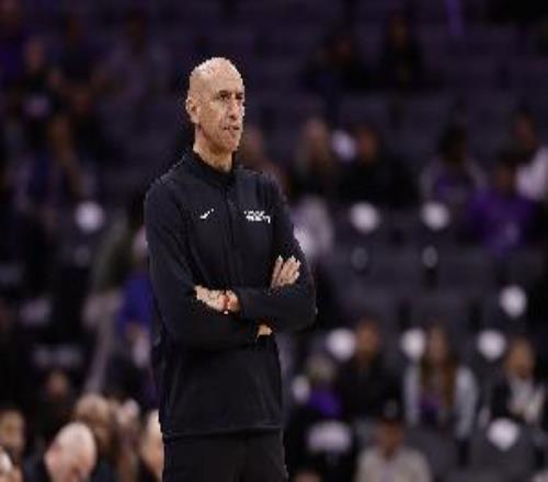 NBA官方：國王主帥判斷失誤并非故意對小庫里犯規(guī)也沒刻意輸球