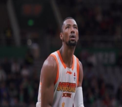 惨不忍睹！江苏首节全队21投4中仅10分三分9中0