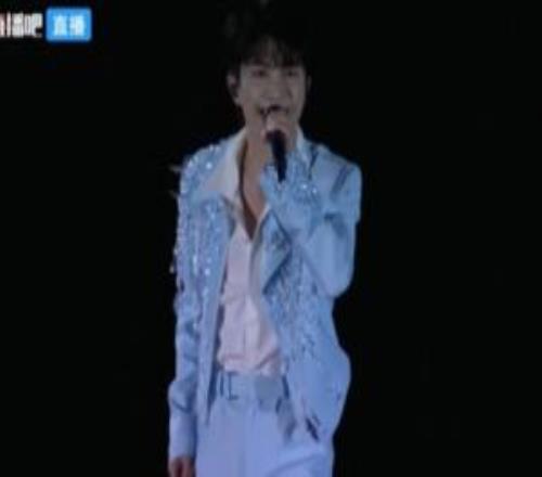 蘇超回來(lái)了！揭幕戰(zhàn)常州vs南通，賽前知名歌手周深演唱蘇超主題曲