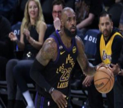 詹姆斯：我努力榨干自己我有機會打我熱愛的籃球比賽也在回饋我