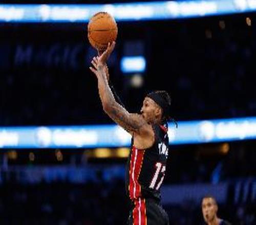 裁羅齊爾騰出一個陣容名額！隊記：熱火將轉(zhuǎn)正賈米爾楊的合同