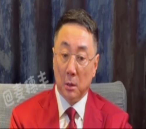 王非：在國(guó)家隊(duì)最大愛(ài)好學(xué)英語(yǔ)開始沒(méi)什么用后來(lái)出國(guó)派上大用場(chǎng)