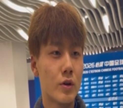 毛偉杰：接納多個位置對我?guī)椭浅４?，會全力以赴對待每一個球