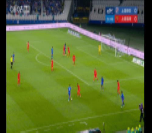 申花10領(lǐng)先海港！比賽第52分鐘，馬納法傳中，拉唐頭球破門