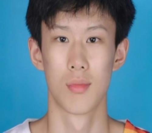 國青核心被質(zhì)疑改名改年齡解說：屢禁不止去年有教練跟我說過