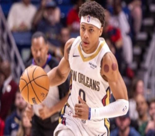 7號(hào)秀！費(fèi)爾斯最近4場(chǎng)場(chǎng)均30.8分4.8板6.3助2斷投籃命中率48.4%