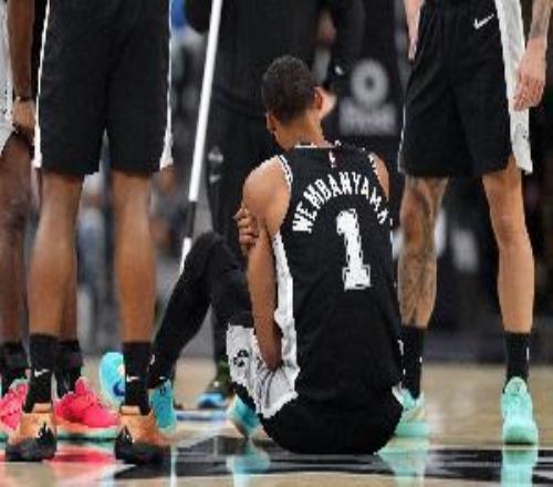 打滿20分鐘即可獲得評獎資格！馬刺官方：文班對陣獨行俠復出！