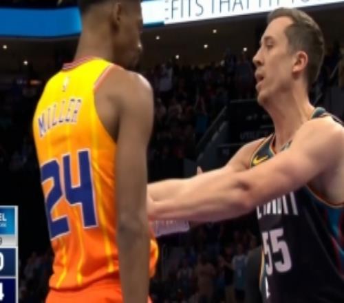 上場就干過架！鮑爾助飛米勒空接暴扣后者落地與鄧羅推搡雙雙吃T