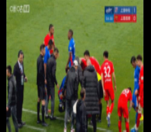 屋漏偏逢連夜雨！加布里埃爾無對(duì)抗受傷后被換下，劉祝潤(rùn)替補(bǔ)登場(chǎng)