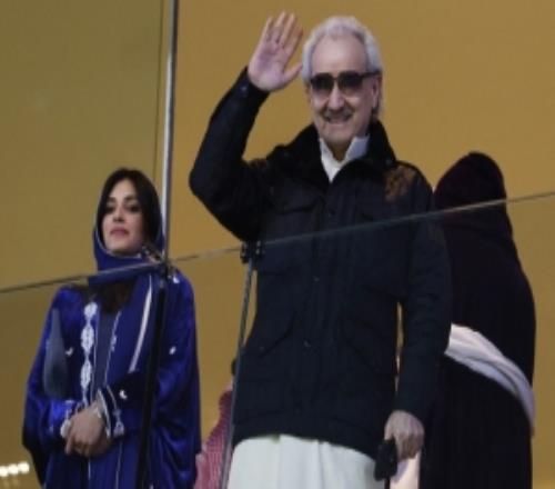 法媒：新月即將被沙特瓦利德王子收購，利物浦總監休斯可能跳槽