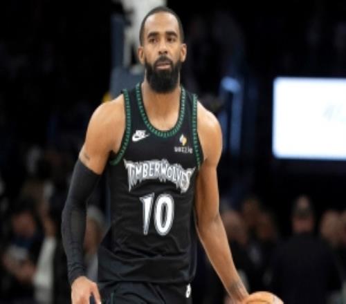 家有一老如有一寶！康利3投全中得9分4助0失誤正負值+17全場最高