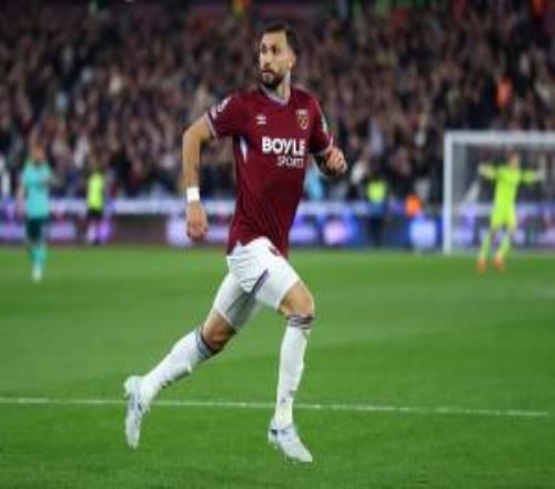 主場5輪不??！西漢姆聯(lián)40狼隊(duì)領(lǐng)先降級區(qū)2分卡斯特拉諾斯雙響