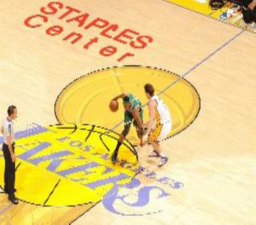 皮爾斯：湖人搬到洛杉磯前的5冠不該算他們的那我凱就領(lǐng)先6冠了