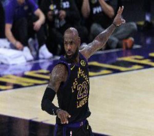 湖人常規(guī)賽收官迎戰(zhàn)爵士：詹姆斯和海斯都因傷病管理出戰(zhàn)成疑