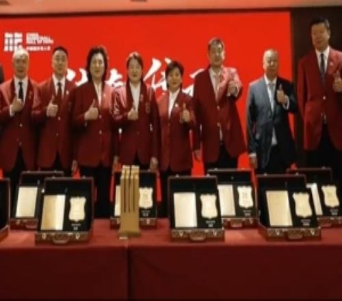 名人堂成員聚首定妝照現(xiàn)場入堂儀式將于12日1500在湖南桑植舉行