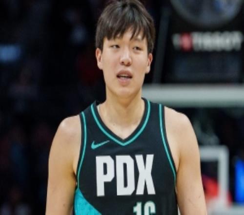 徐靜雨：正常輪換不上楊瀚森就是極其危險了垃圾時間可不好打