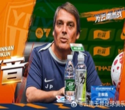 云南玉昆助教：大家的態(tài)度非常積極，我們來是想全力去爭三分的